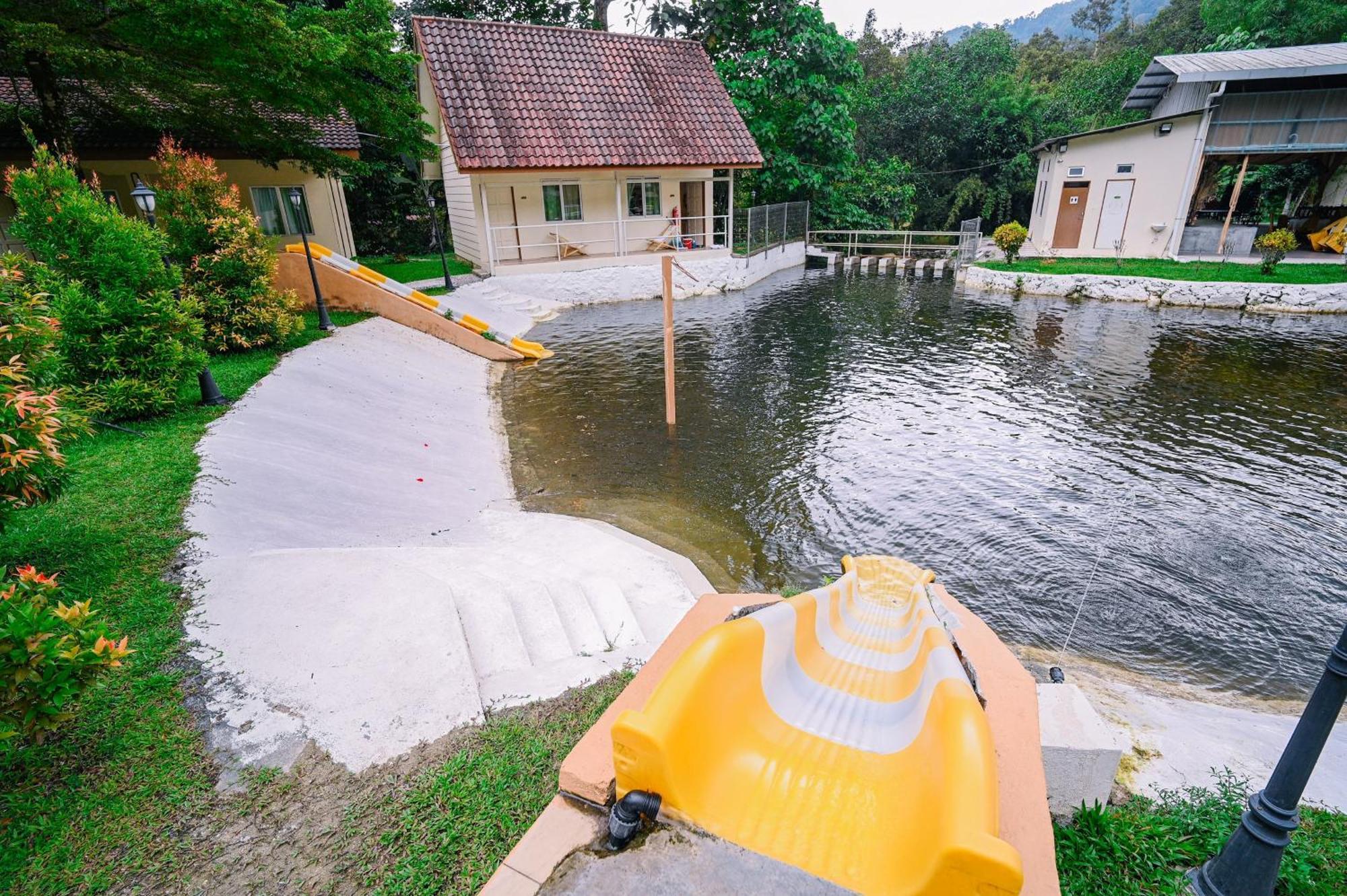 Lilla Rainforest Retreat - Hulu Langat Ngoại thất bức ảnh