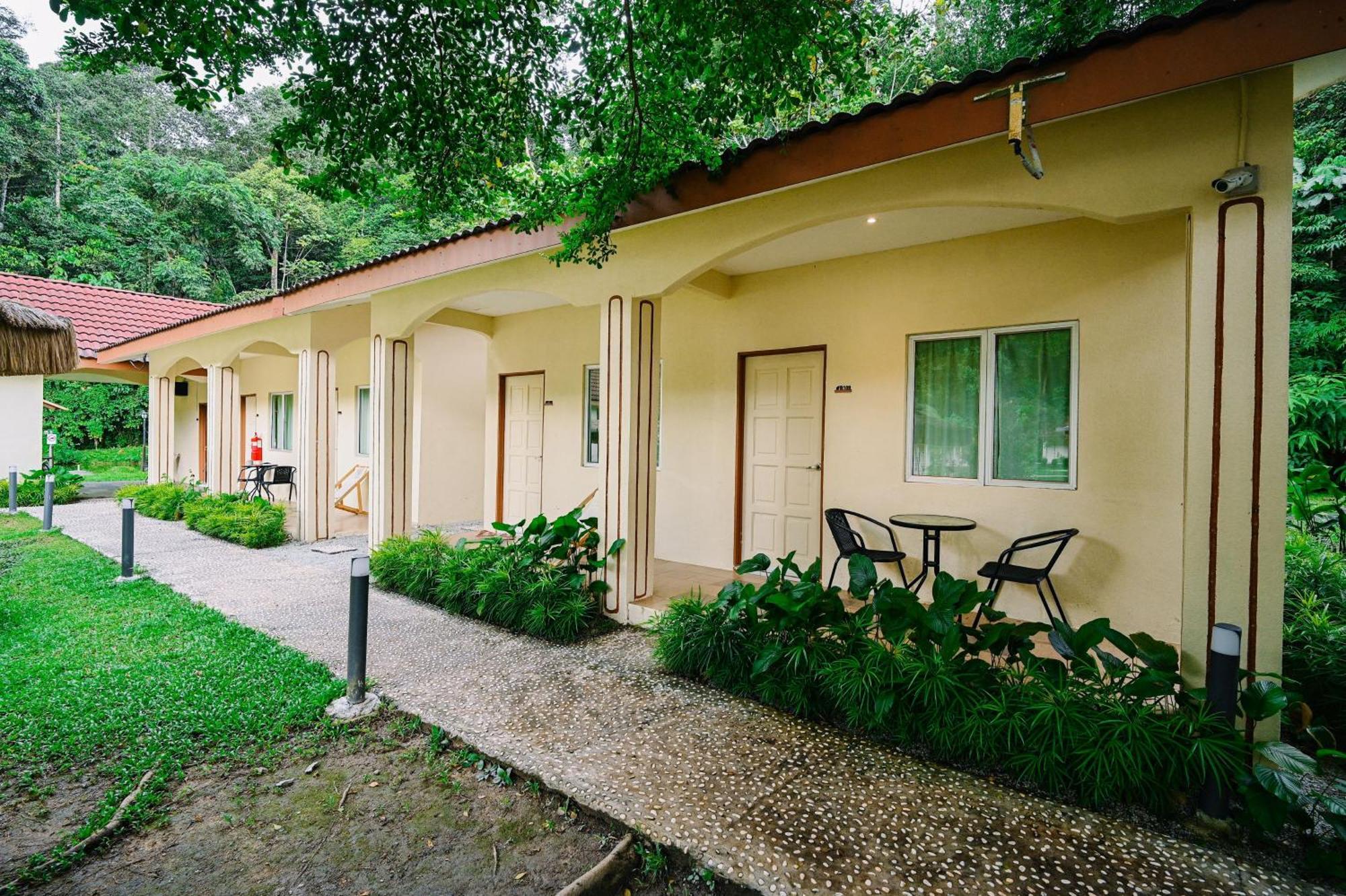 Lilla Rainforest Retreat - Hulu Langat Ngoại thất bức ảnh
